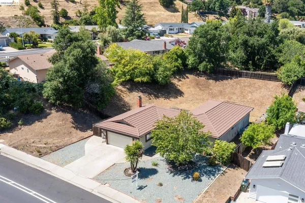 $799,000 | 1011 Morello Avenue, Martinez, CA 94553