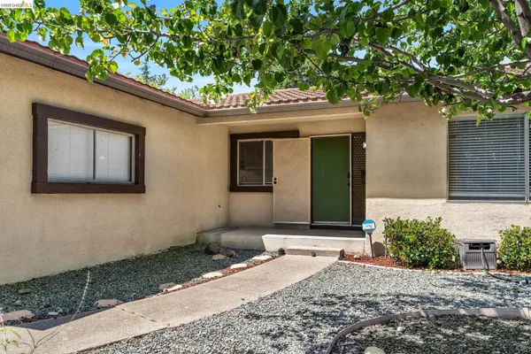 $799,000 | 1011 Morello Avenue, Martinez, CA 94553
