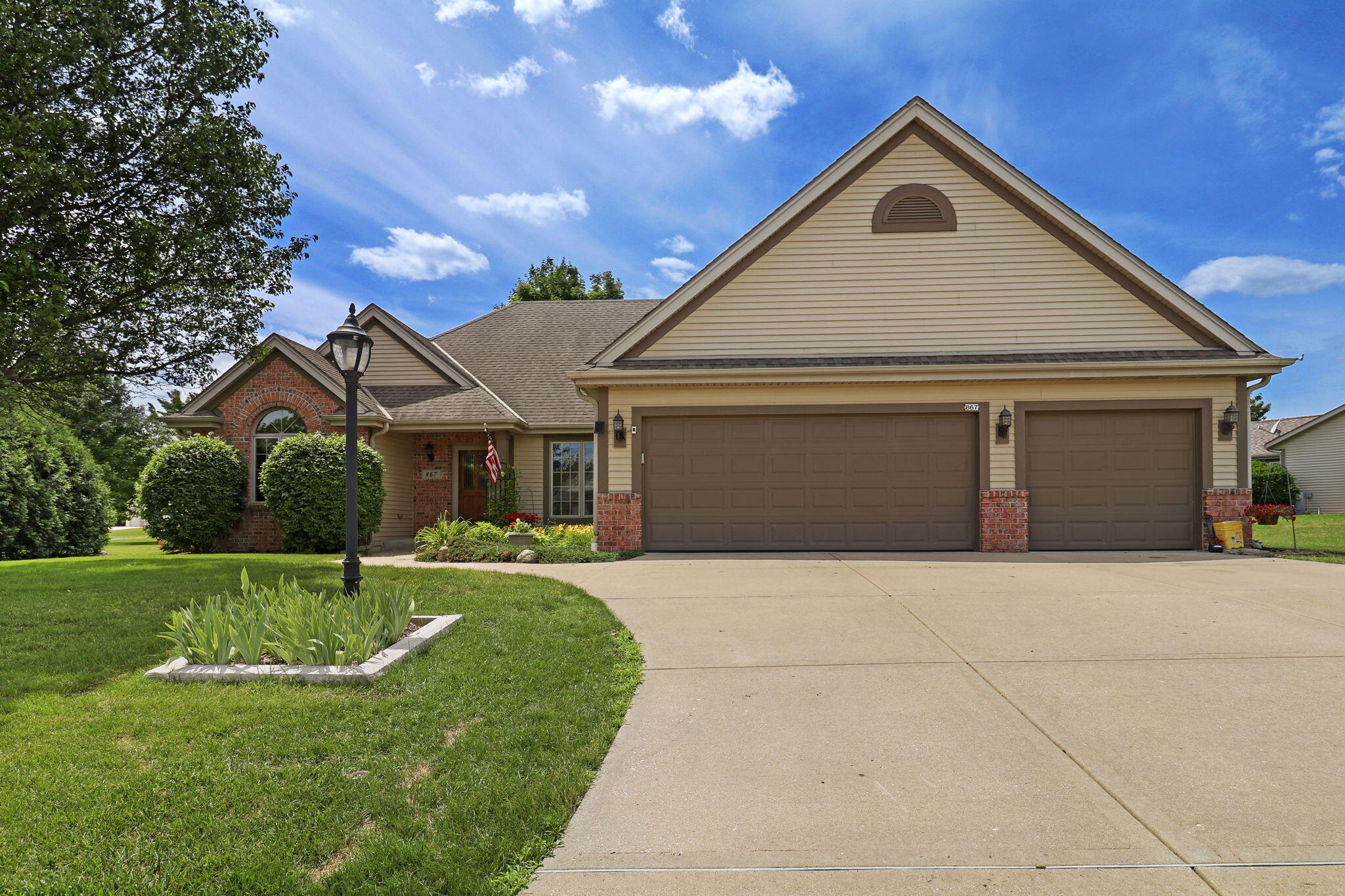 867 River Ridge Circle Waterford, WI 53185 - Photo 34 of 39 Front View 2