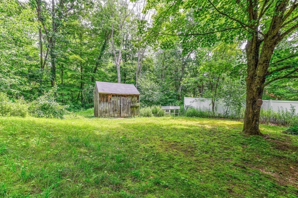 91 Pierce Road West Brookfield, MA 01585 - Photo 28 of 31 Gallery Image 28