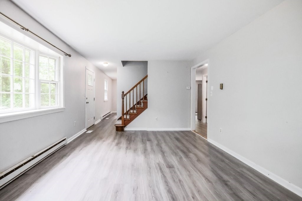 91 Pierce Road West Brookfield, MA 01585 - Photo 10 of 31 Gallery Image 10