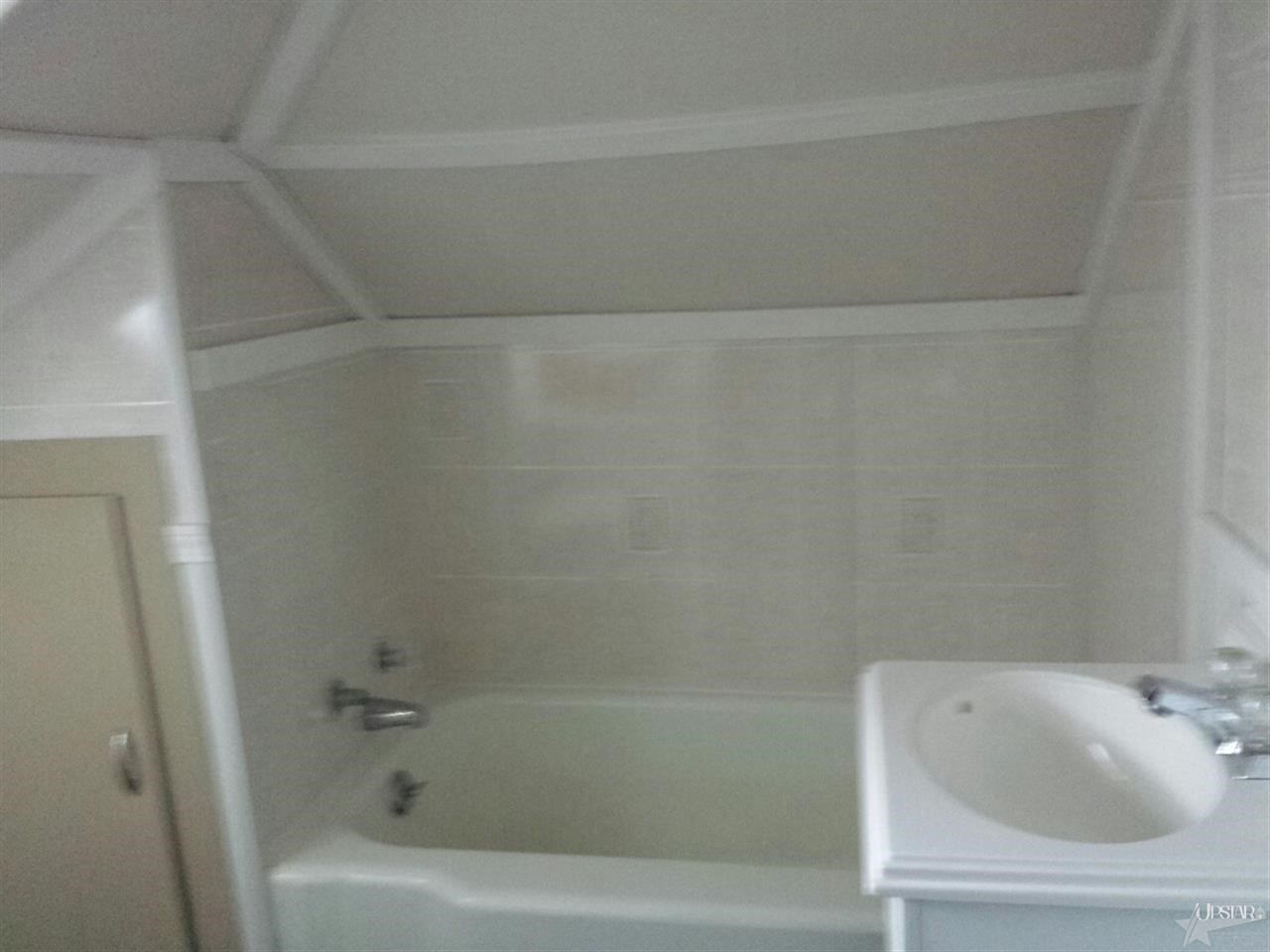 317 South 3rd Street Decatur, IN 46733 - Photo 19 of 29