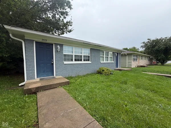 $950 | 2417 North Bolton Avenue, Indianapolis, IN 46218