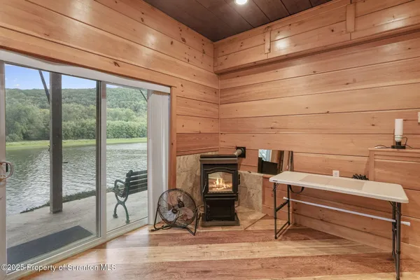 $399,000 | 28684 Highway 92, Susquehanna, PA 18847