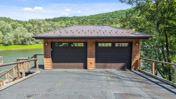$399,000 | 28684 Highway 92, Susquehanna, PA 18847