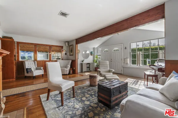 $3,475,000 | 41 Vicente Terrace, Santa Monica, CA 90401