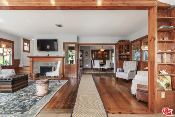 $3,475,000 | 41 Vicente Terrace, Santa Monica, CA 90401