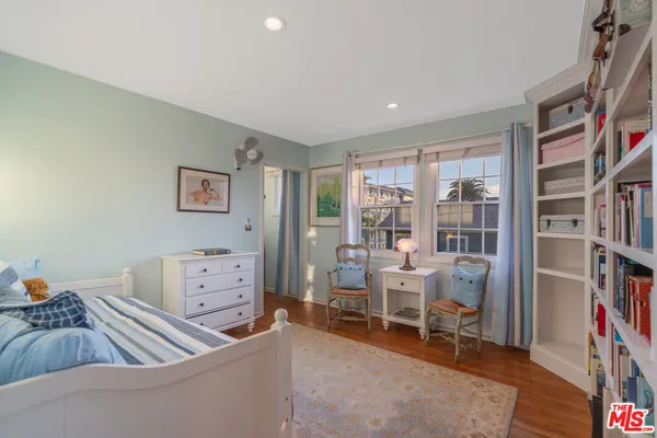 $3,475,000 | 41 Vicente Terrace, Santa Monica, CA 90401