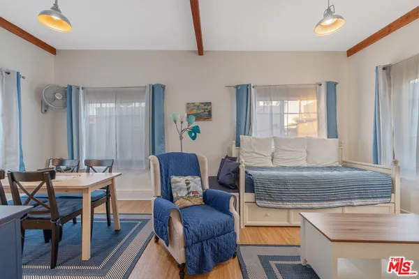 $3,475,000 | 41 Vicente Terrace, Santa Monica, CA 90401
