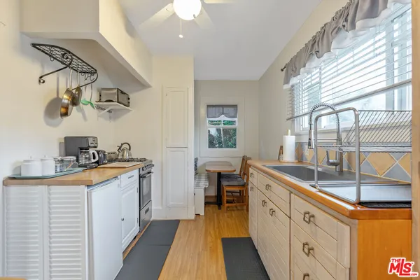 $3,475,000 | 41 Vicente Terrace, Santa Monica, CA 90401