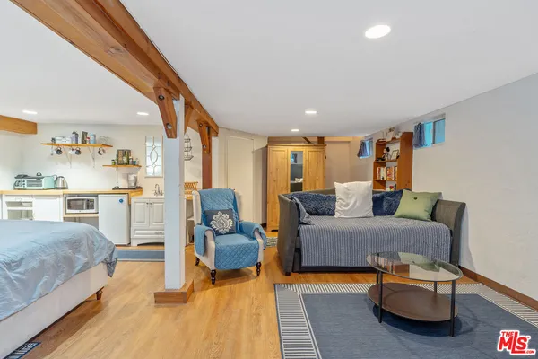 $3,475,000 | 41 Vicente Terrace, Santa Monica, CA 90401