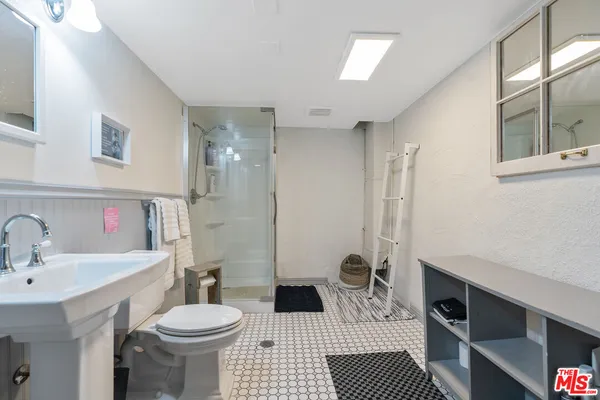$3,475,000 | 41 Vicente Terrace, Santa Monica, CA 90401