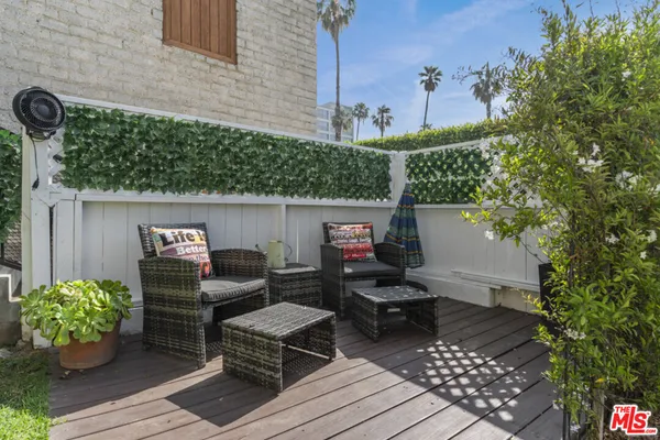$3,475,000 | 41 Vicente Terrace, Santa Monica, CA 90401