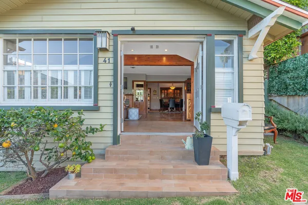 $3,475,000 | 41 Vicente Terrace, Santa Monica, CA 90401