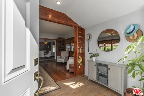 $3,475,000 | 41 Vicente Terrace, Santa Monica, CA 90401
