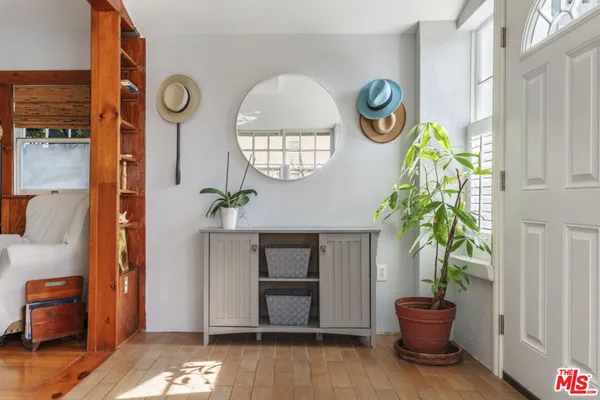 $3,475,000 | 41 Vicente Terrace, Santa Monica, CA 90401
