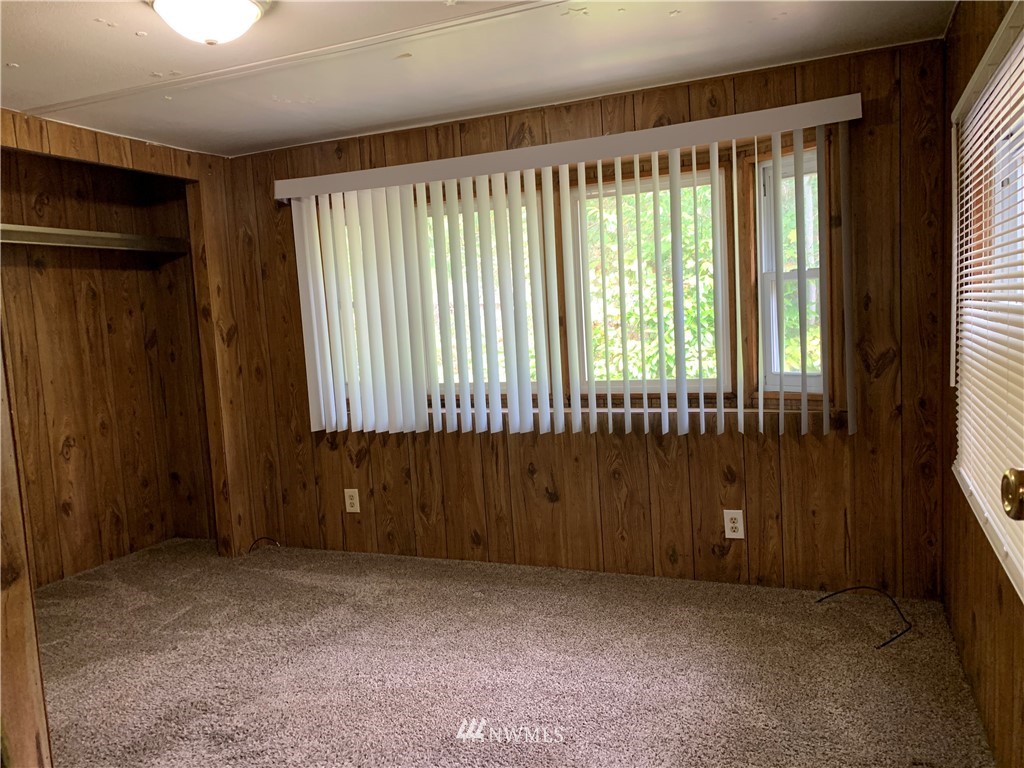 3210 Erlands Point Road Northwest Bremerton, WA 98312 - Photo 16 of 20 Gallery Image 16