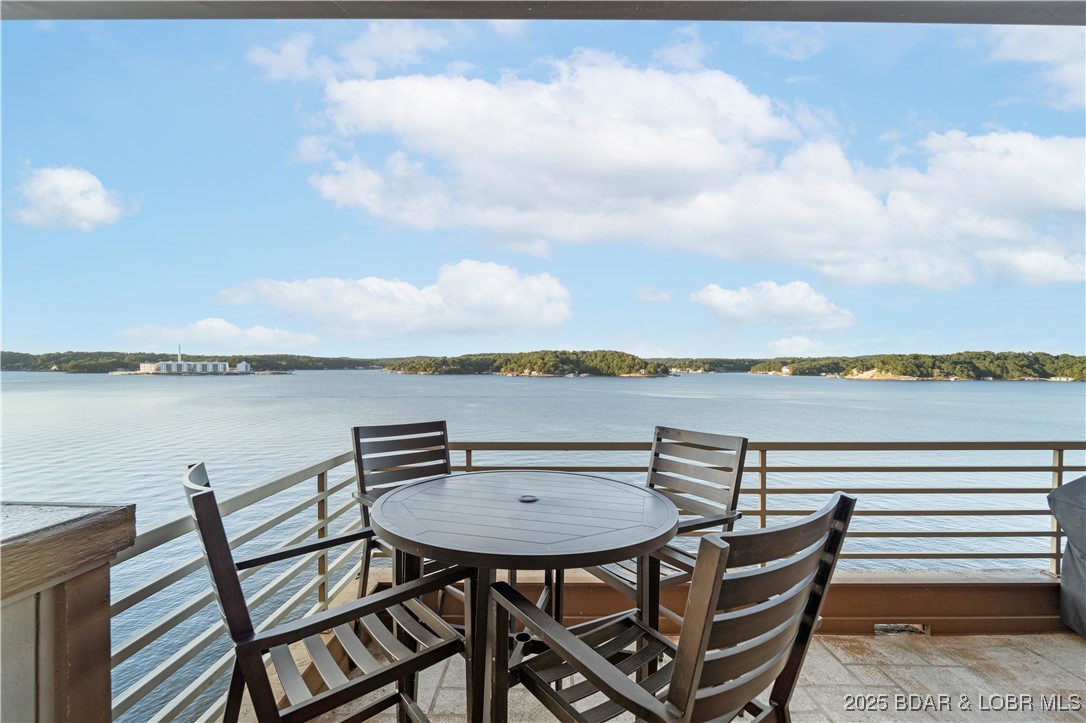 701 Cedar Road, Unit 3A Lake Ozark, MO 65049 - Photo 2 of 40