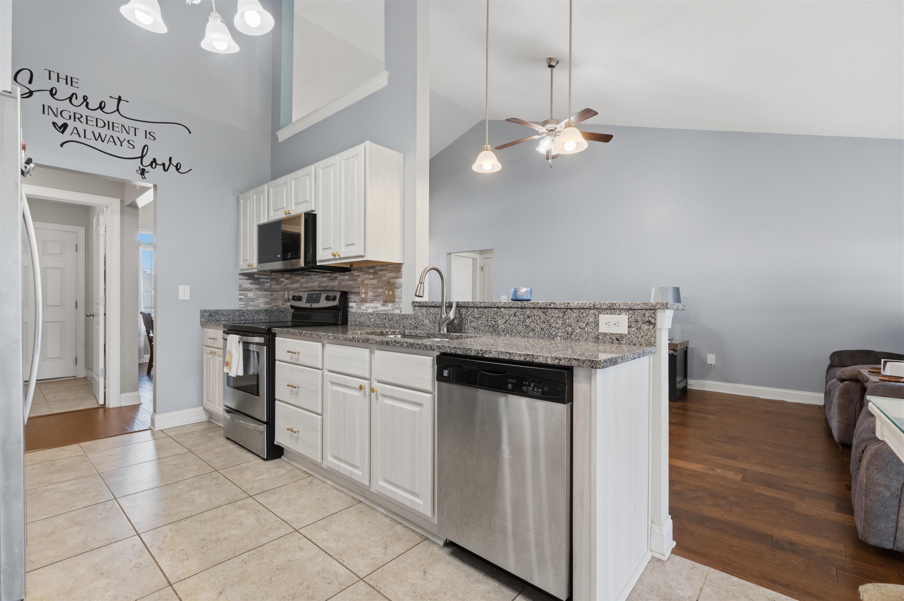 215 Turning Pines Loop Myrtle Beach, SC 29579 - Photo 8 of 33