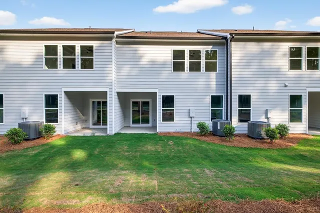 $350,000 | 155 Windsor Pk Court, Jefferson, GA 30549