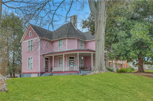 $350,000 | 155 Windsor Pk Court, Jefferson, GA 30549