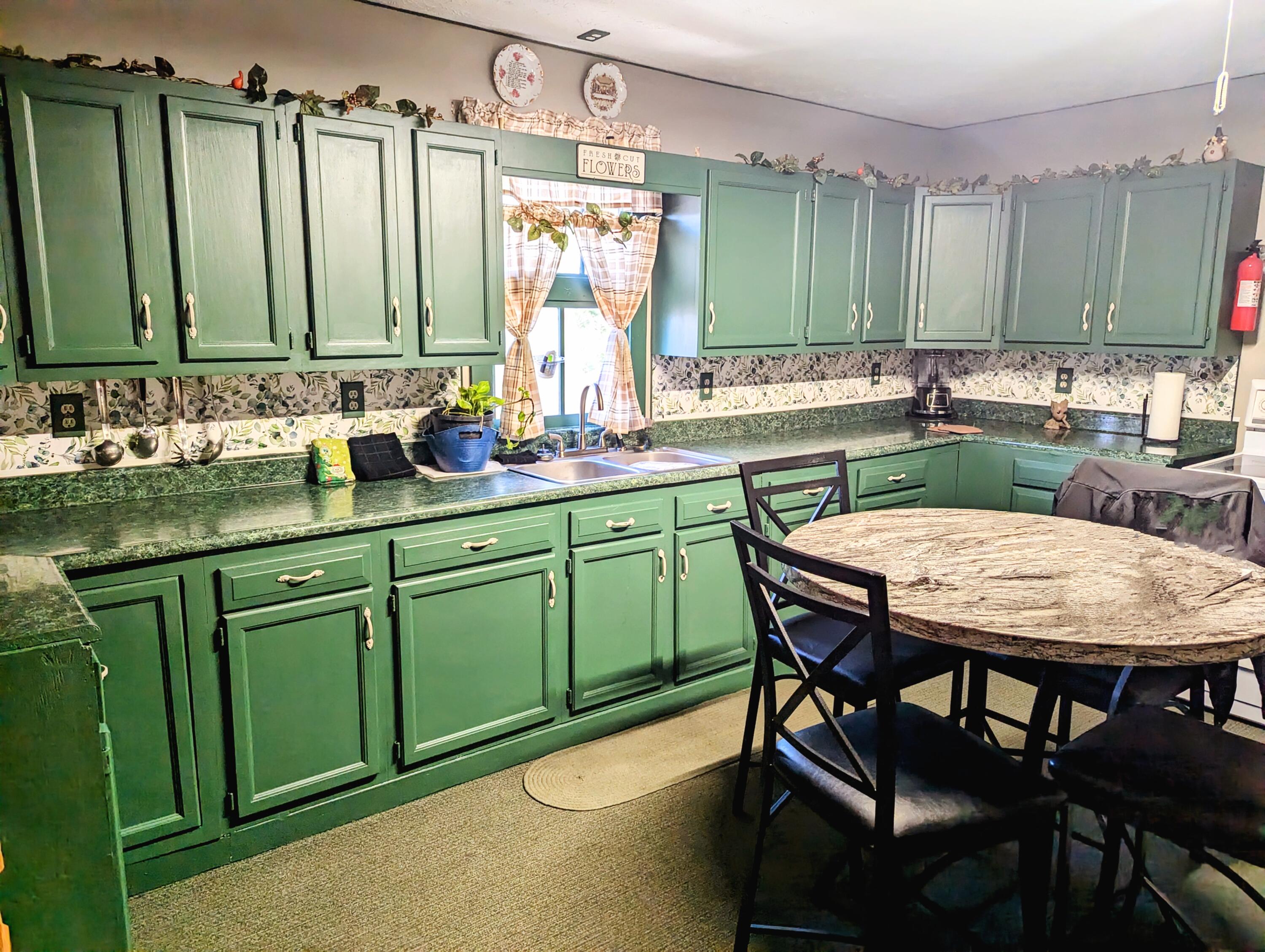 735 South Ware Chappel Road Jeffersonville, KY 40337 - Photo 12 of 44 1000010634