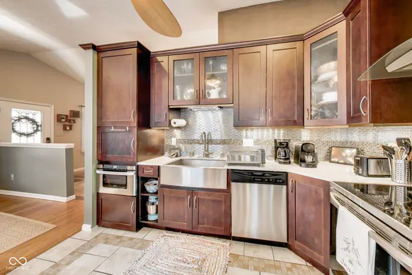 $350,000 | 911 Paca Street, Indianapolis, IN 46202