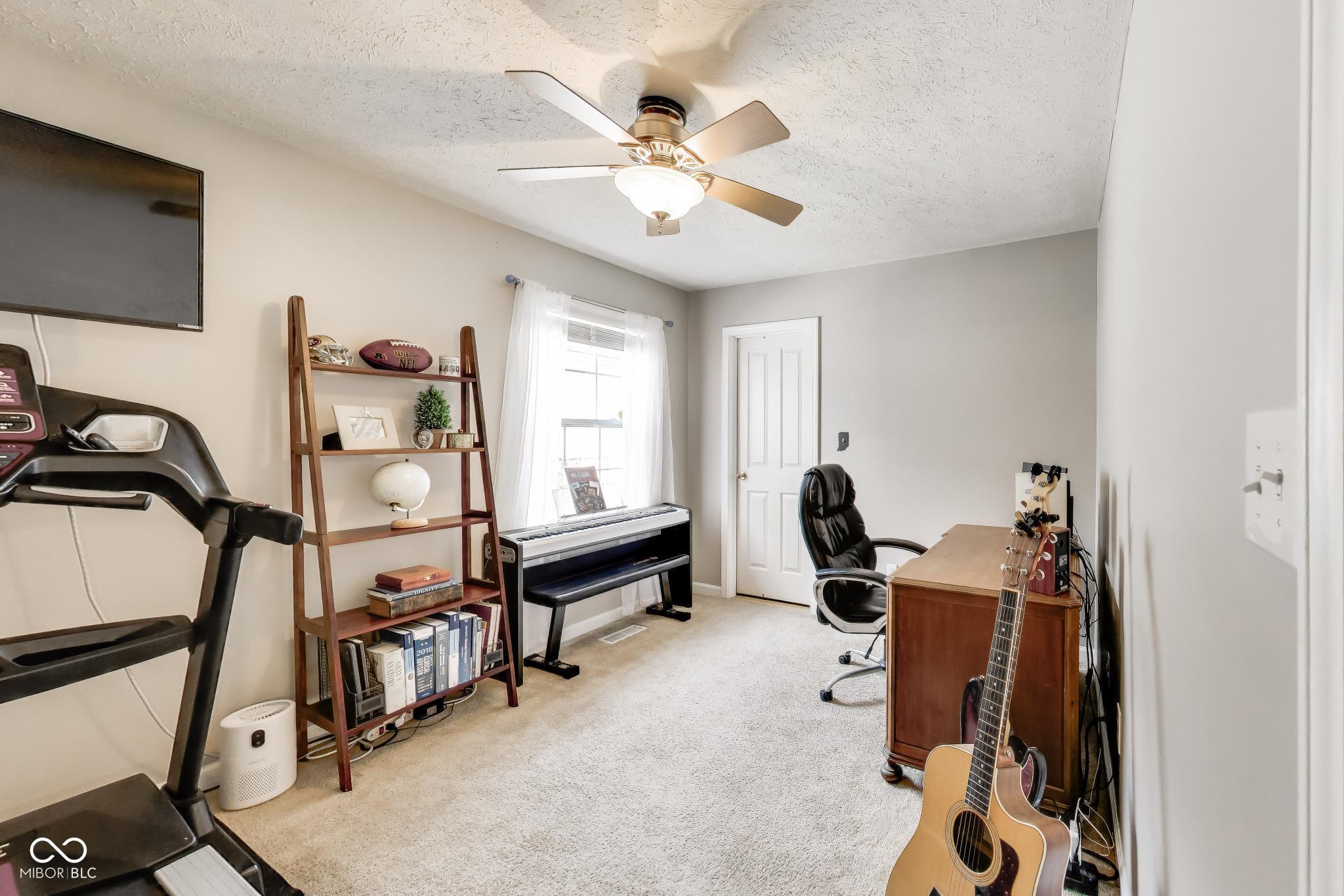 911 Paca Street Indianapolis, IN 46202 - Photo 13 of 28