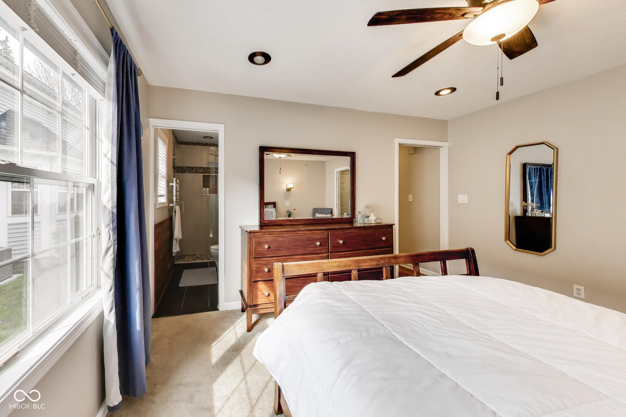 911 Paca Street Indianapolis, IN 46202 - Photo 17 of 28