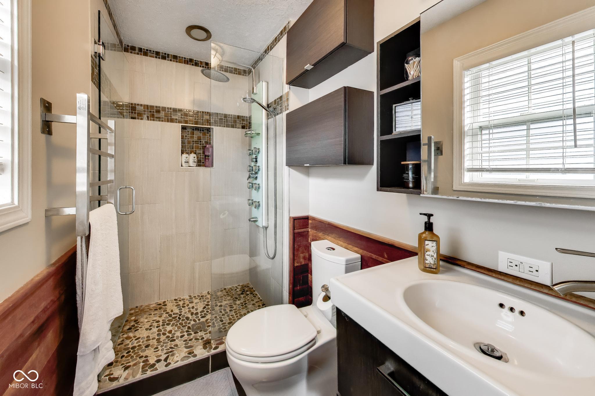 911 Paca Street Indianapolis, IN 46202 - Photo 18 of 28