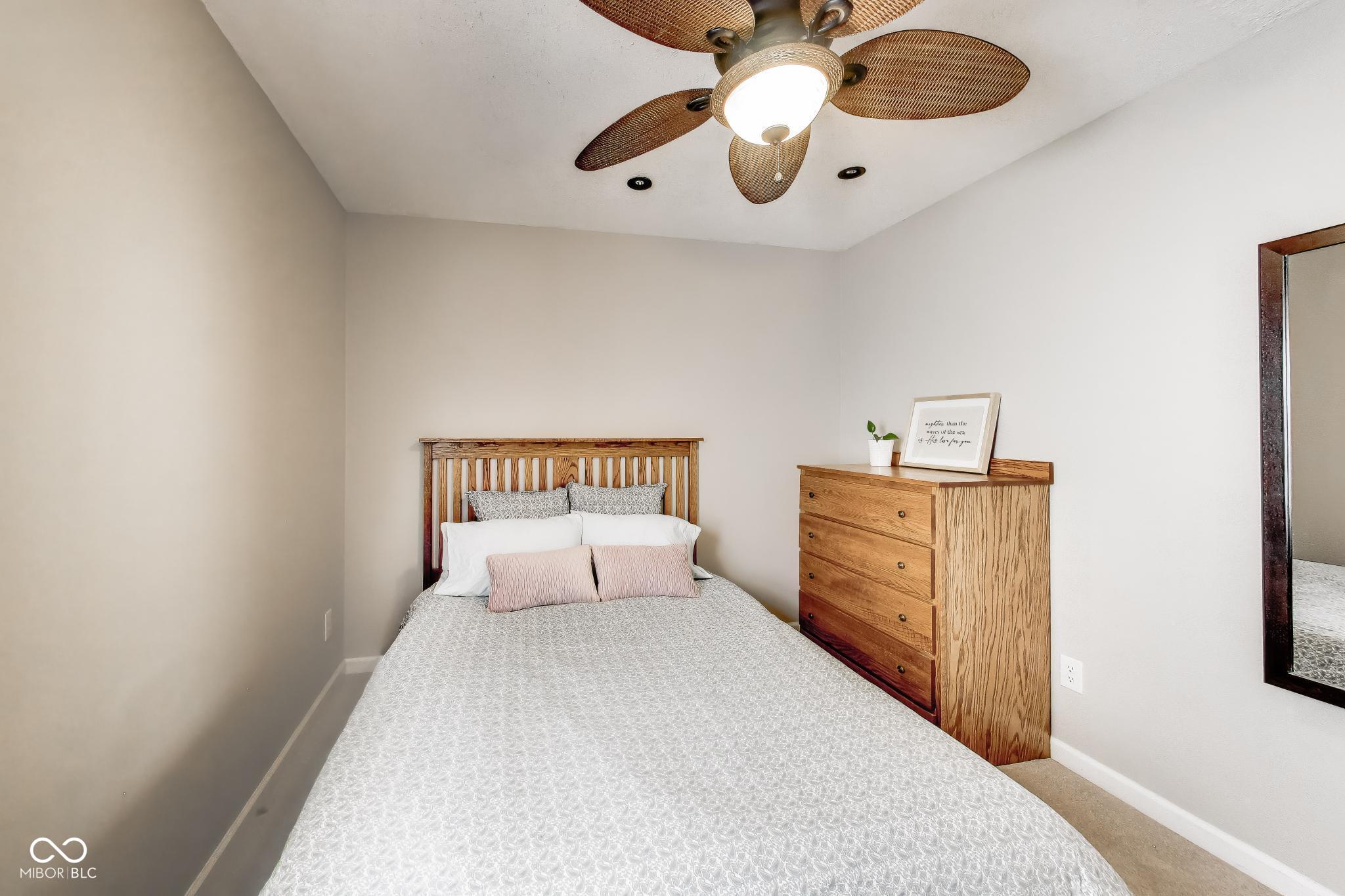 911 Paca Street Indianapolis, IN 46202 - Photo 21 of 28