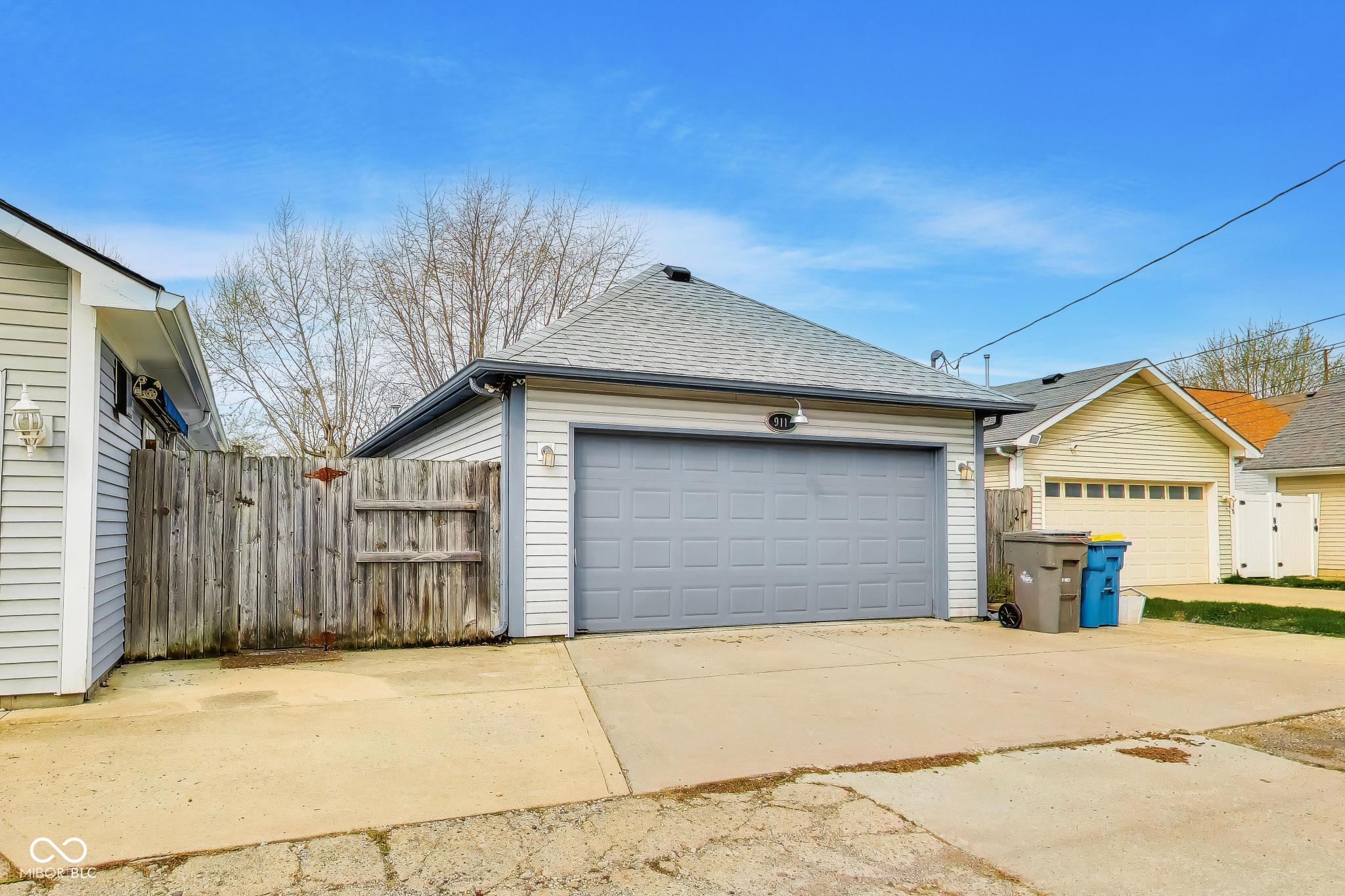 911 Paca Street Indianapolis, IN 46202 - Photo 26 of 28