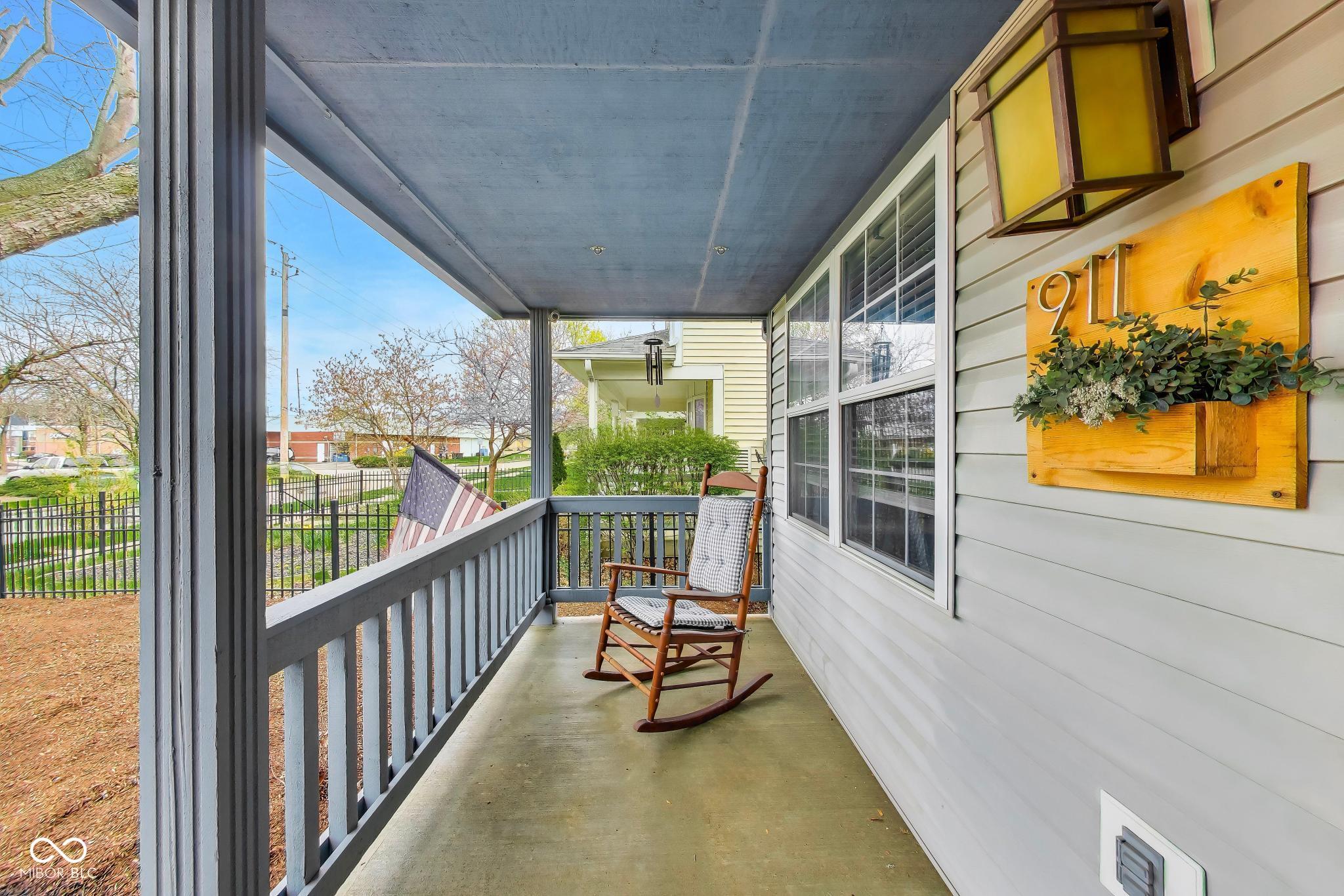 911 Paca Street Indianapolis, IN 46202 - Photo 3 of 28