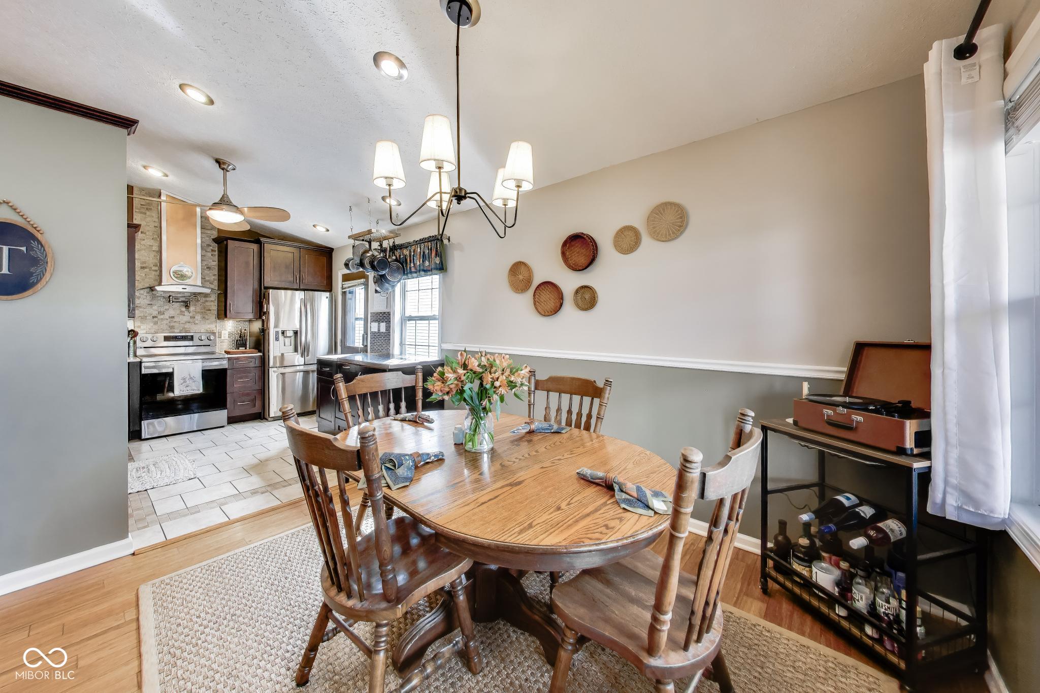 911 Paca Street Indianapolis, IN 46202 - Photo 8 of 28