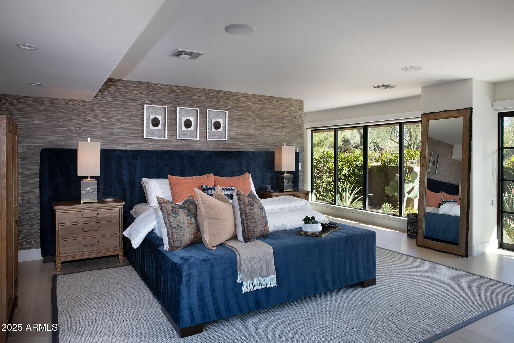 10040 East Happy Valley Road, Unit 626 Scottsdale, AZ 85255 - Photo 14 of 30 a bed room with a bed and a large window