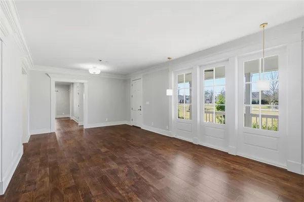 $1,079,000 | 3811 Lake Street, Lake Charles, LA 70605