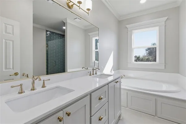 $1,079,000 | 3811 Lake Street, Lake Charles, LA 70605