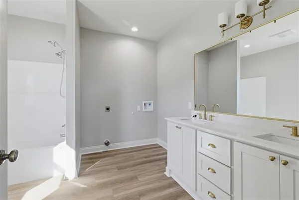 $1,079,000 | 3811 Lake Street, Lake Charles, LA 70605