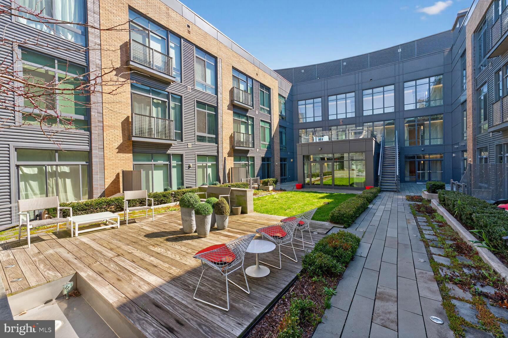 525 Water Street Southwest, Unit 314 Washington, DC 20024 - Photo 19 of 36