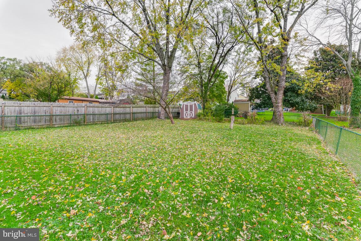 7934 32nd Street Rosedale, MD 21237 - Photo 36 of 40 large fence rear yard