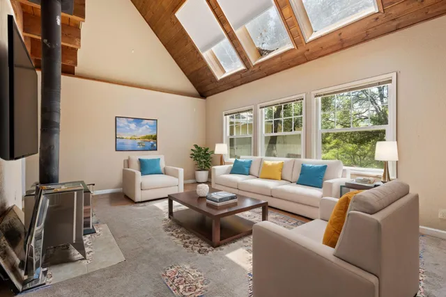 $335,000 | 20197 Chaparral Circle, Penn Valley, CA 95946