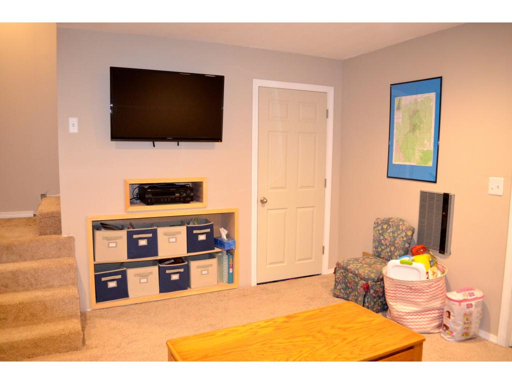 274 Winding Pond Road, Unit 274 Londonderry, NH 03053 - Photo 12 of 16 Gallery Image 12