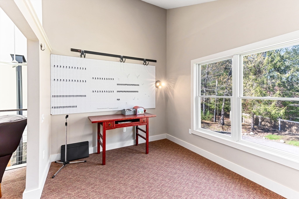 8 Dunham Road Freetown, MA 02702 - Photo 19 of 38