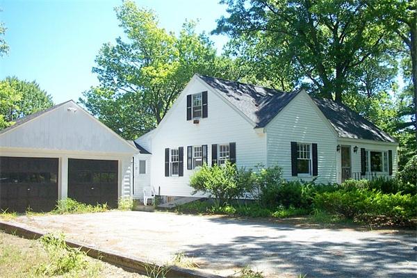 57 Lancaster Road Clinton, MA 01510 - Photo 10 of 11