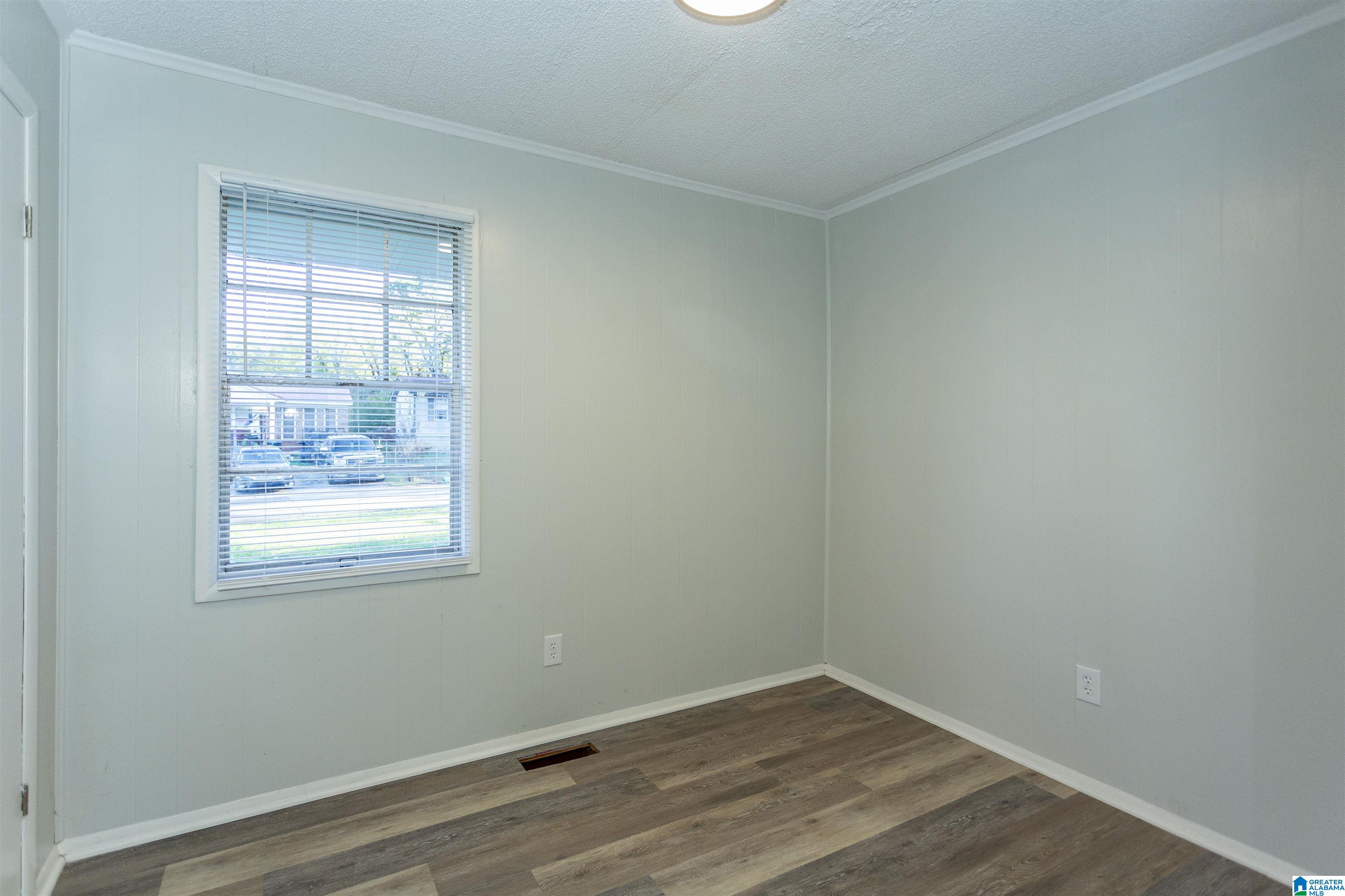 724 Illinois Road Birmingham, AL 35221 - Photo 30 of 33