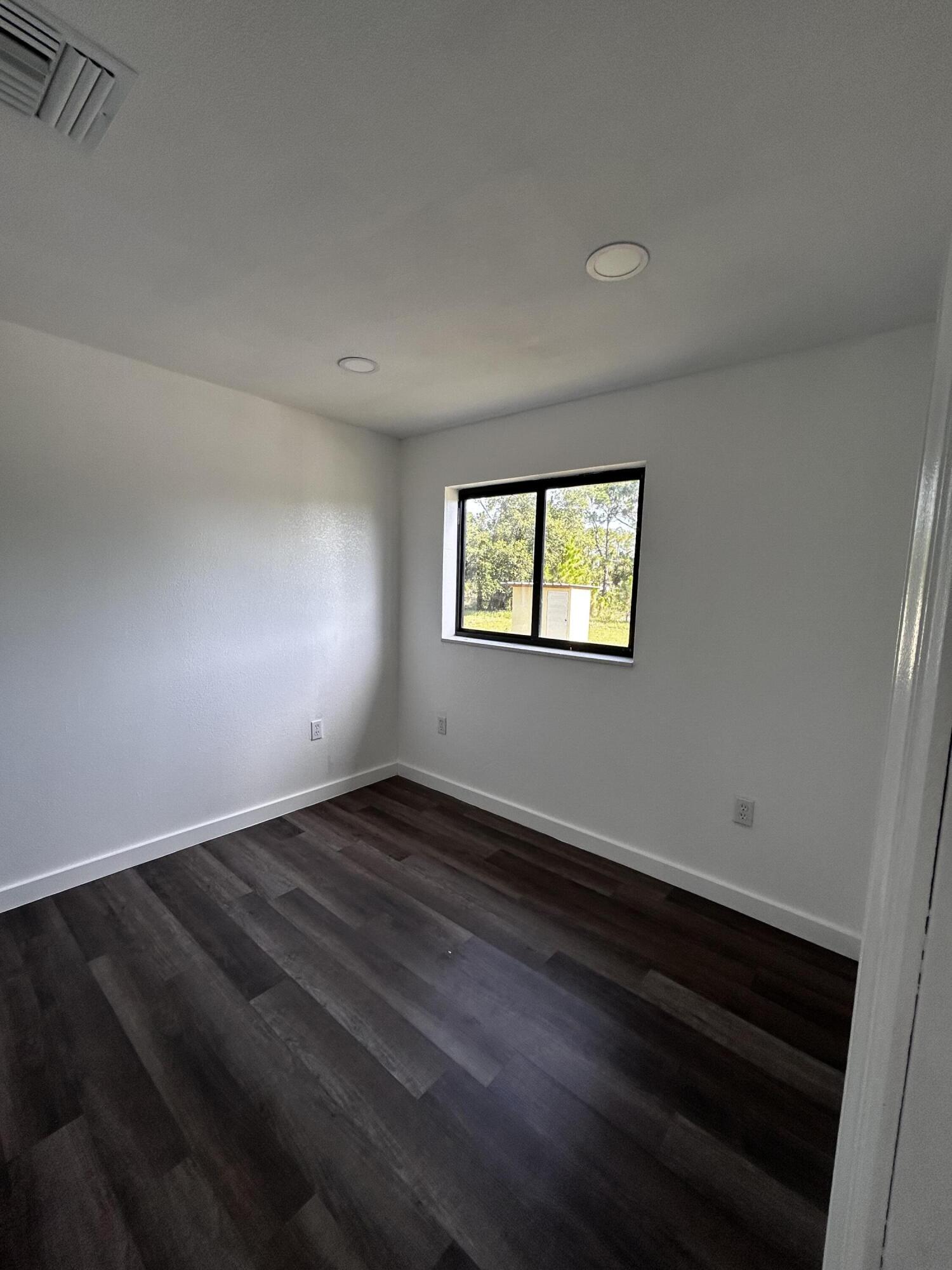 360 South Romero Street Clewiston, FL 33440 - Photo 21 of 24 IMG_1739