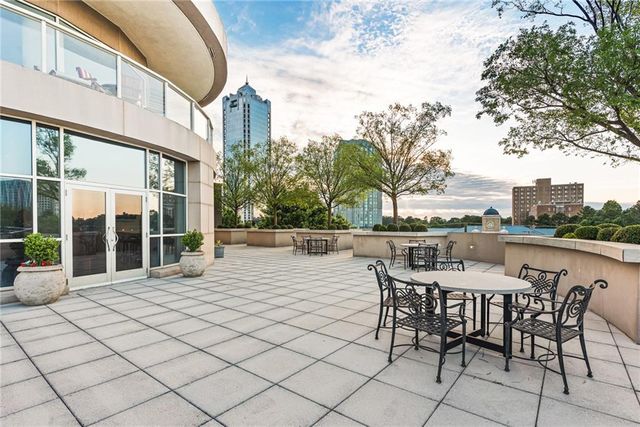 $2,500,000 | 2881 Peachtree Street Northeast, Unit 2304, Atlanta, GA 30305