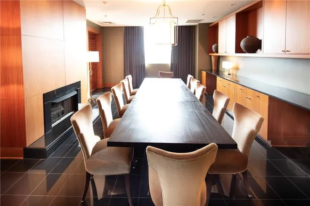 $2,500,000 | 2881 Peachtree Street Northeast, Unit 2304, Atlanta, GA 30305