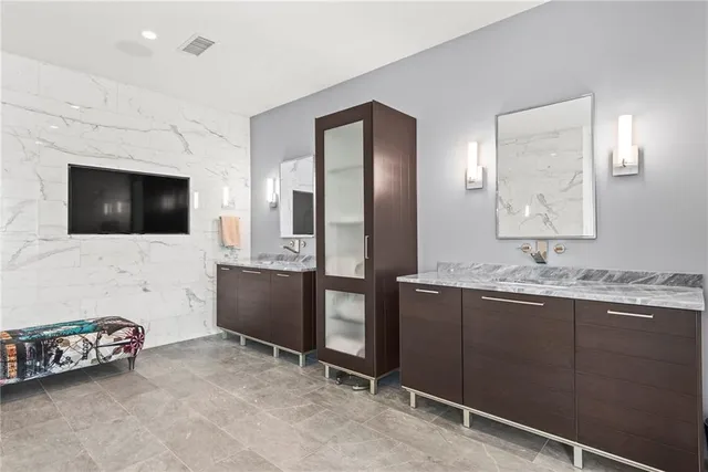 $2,500,000 | 2881 Peachtree Street Northeast, Unit 2304, Atlanta, GA 30305