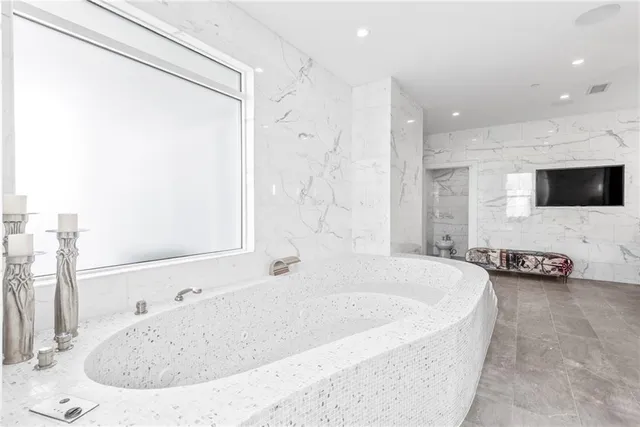 $2,500,000 | 2881 Peachtree Street Northeast, Unit 2304, Atlanta, GA 30305